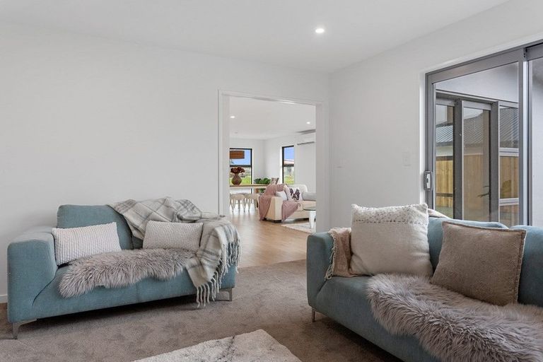 Photo of property in 11 Merino Crescent, Kirwee, 7571