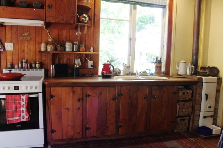 Photo of property in 8 Barnett Street, Putaruru, 3411