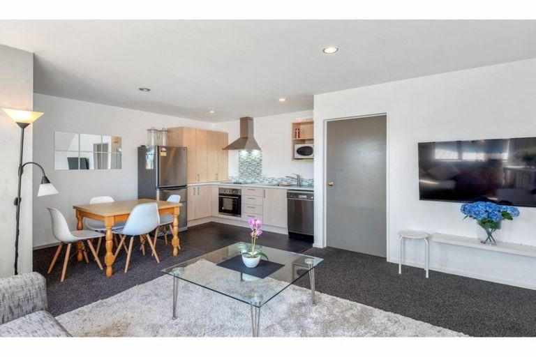 Photo of property in 1/12 Burdale Street, Riccarton, Christchurch, 8011