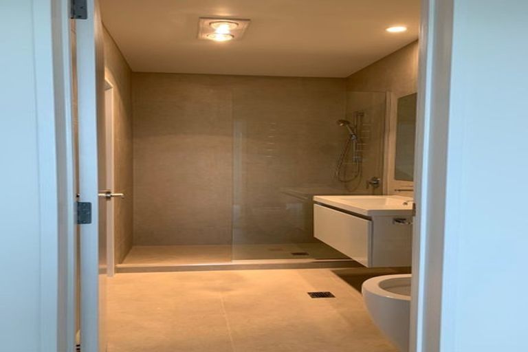 Photo of property in 25 Mahalo Avenue, Wiri, Auckland, 2104