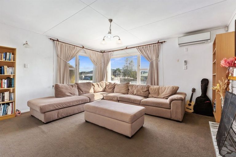 Photo of property in 13 Hay Street, Wainuiomata, Lower Hutt, 5014