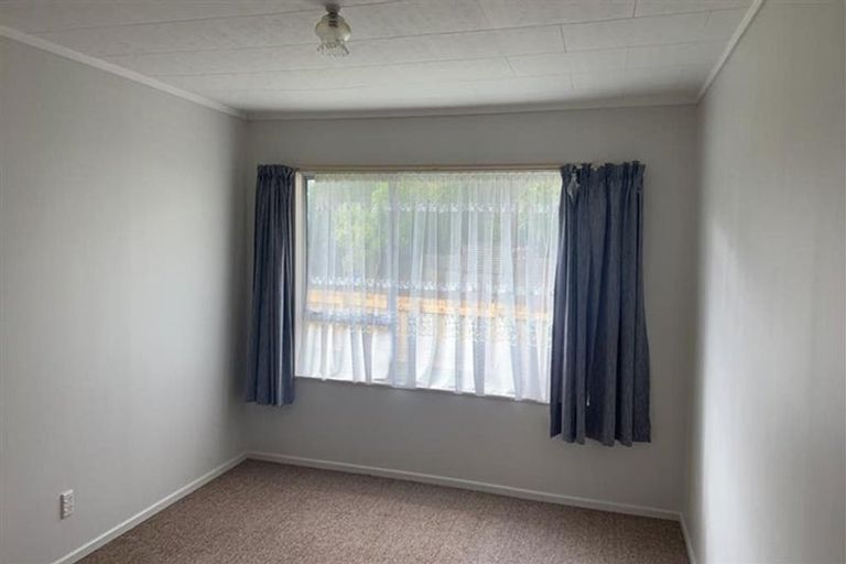 Photo of property in 2 Winslow Place, Levin, 5510