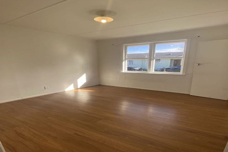 Photo of property in 24 Caravelle Close, Mangere, Auckland, 2022