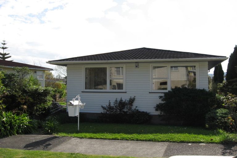 Photo of property in 3 Saint Francis Grove, Waterloo, Lower Hutt, 5011
