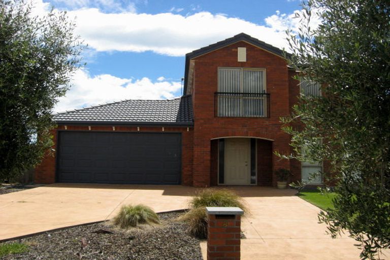 Photo of property in 8 Parkside Crescent, Northwood, Christchurch, 8051