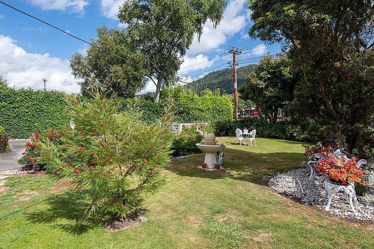 Photo of property in 214 Clayton Road, Mangakakahi, Rotorua, 3015