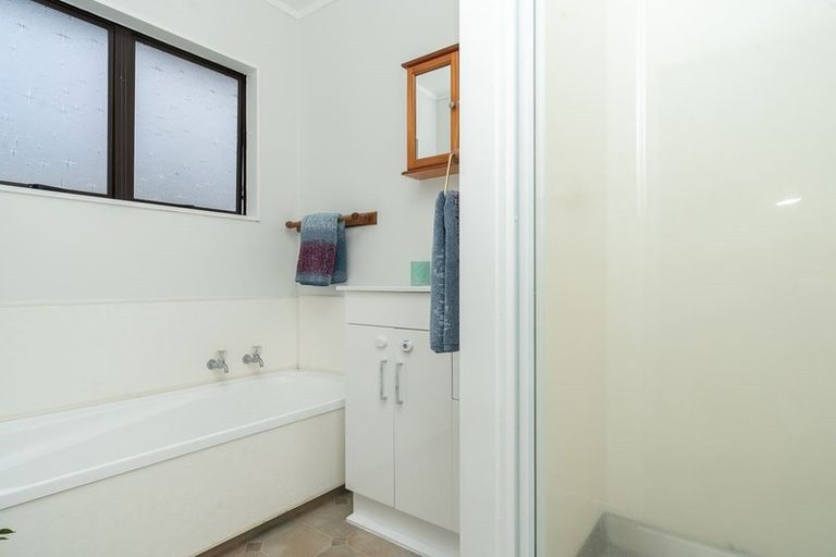 Photo of property in 37 Balmerino Crescent, Pukete, Hamilton, 3200