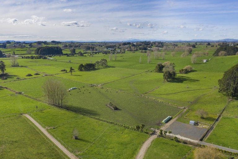 Photo of property in 105 Willis Road, Ngahinapouri, Hamilton, 3290