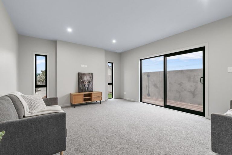 Photo of property in 114a Bartholomew Road, Levin, 5510