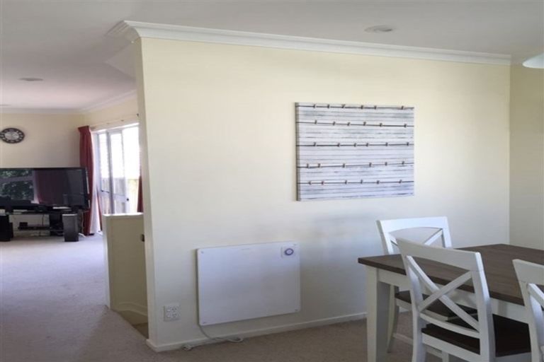 Photo of property in 30e Rita Street, Mount Maunganui, 3116