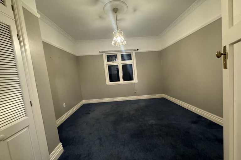 Photo of property in 194 Knights Road, Hutt Central, Lower Hutt, 5011