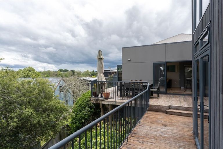 Photo of property in 9a Dalethorpe Avenue, Fairfield, Hamilton, 3214