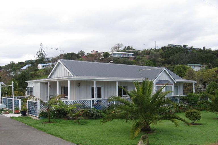 Photo of property in 15 Beresford Street, Russell, 0202