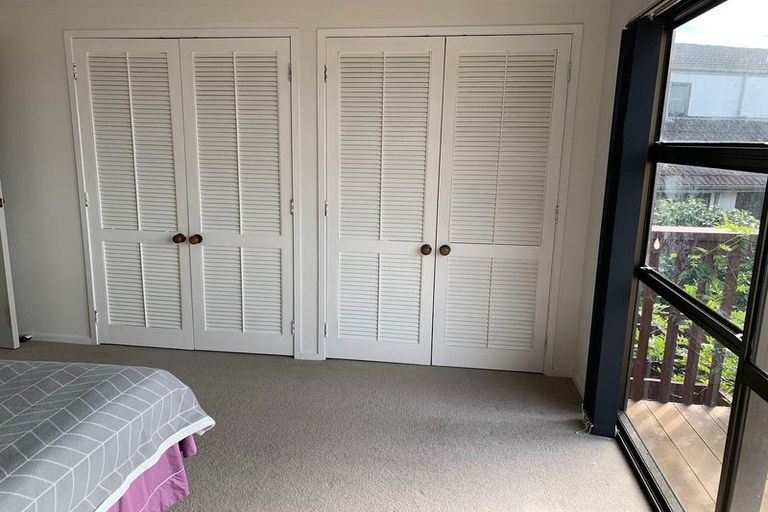 Photo of property in 2/116 Bucklands Beach Road, Bucklands Beach, Auckland, 2012