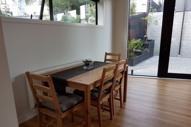 Photo of property in 59c Wellington Road, Kilbirnie, Wellington, 6022