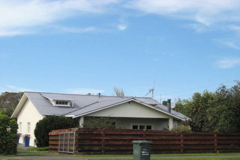 Photo of property in 5 Cambridge Street, Gonville, Whanganui, 4501