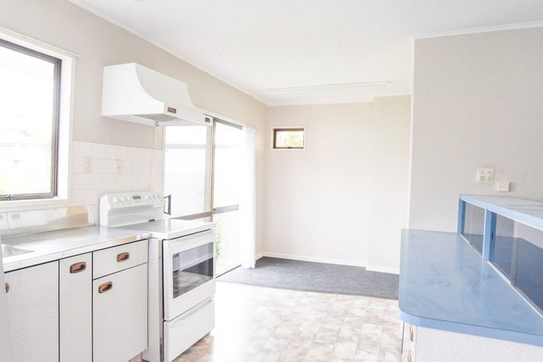 Photo of property in 10 Mappleton Avenue, Burnside, Christchurch, 8053