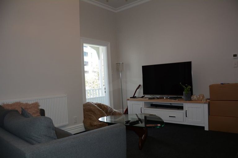 Photo of property in 15 Portland Crescent, Thorndon, Wellington, 6011