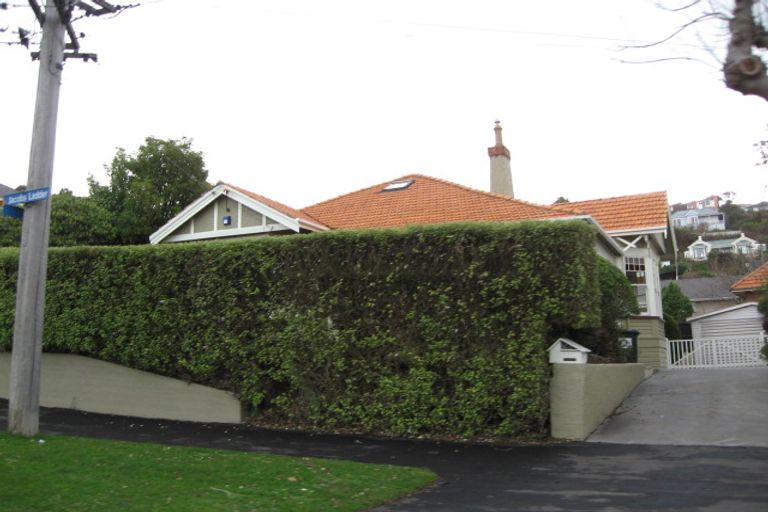 Photo of property in 24 Valpy Street, Saint Clair, Dunedin, 9012
