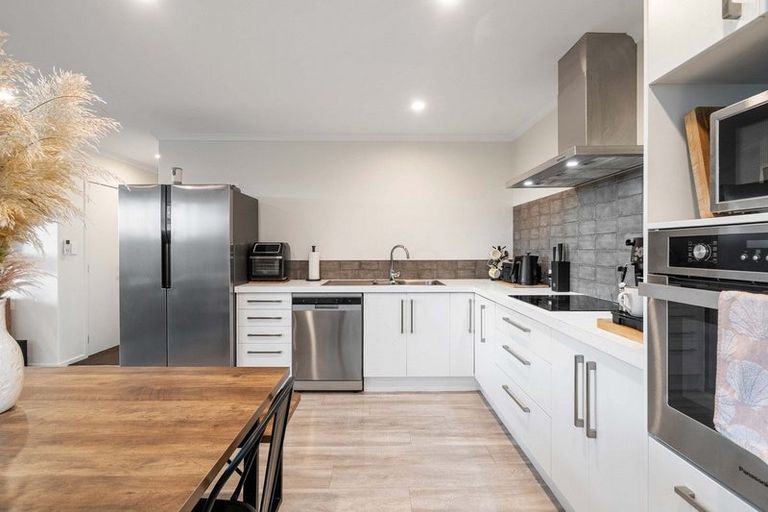 Photo of property in 7 Belt Lane, Papamoa, 3118