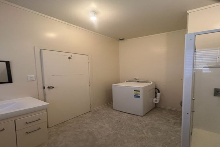 Photo of property in 2 Foyle Street, Island Bay, Wellington, 6023