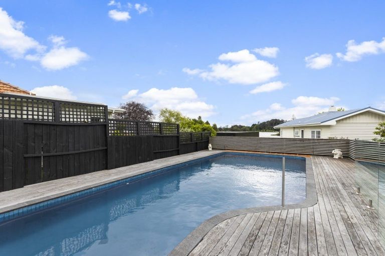 Photo of property in 34 Lake Crescent, Hamilton Lake, Hamilton, 3204