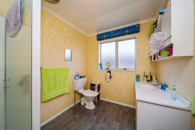 Photo of property in 2 Campbell Street, Hawera, 4610