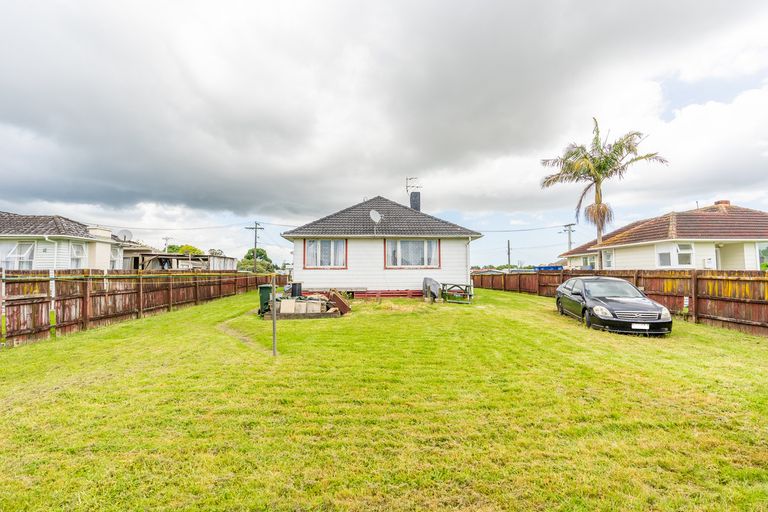 Photo of property in 16 Matamata Place, Otara, Auckland, 2023