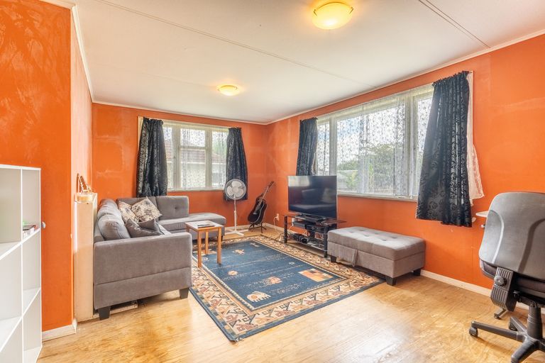 Photo of property in 16 Matamata Place, Otara, Auckland, 2023