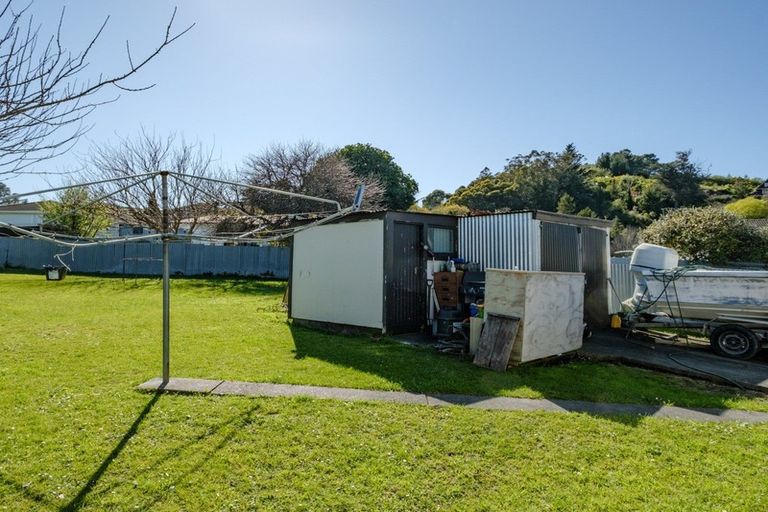 Photo of property in 16 Lawrence Street, Outer Kaiti, Gisborne, 4010