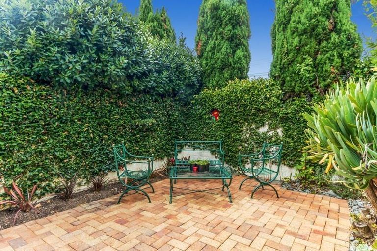 Photo of property in 807 Mount Eden Road, Mount Eden, Auckland, 1024