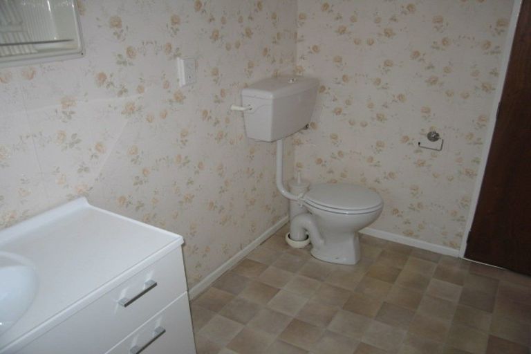 Photo of property in 1 Olympic Court, Palmerston North, 4410