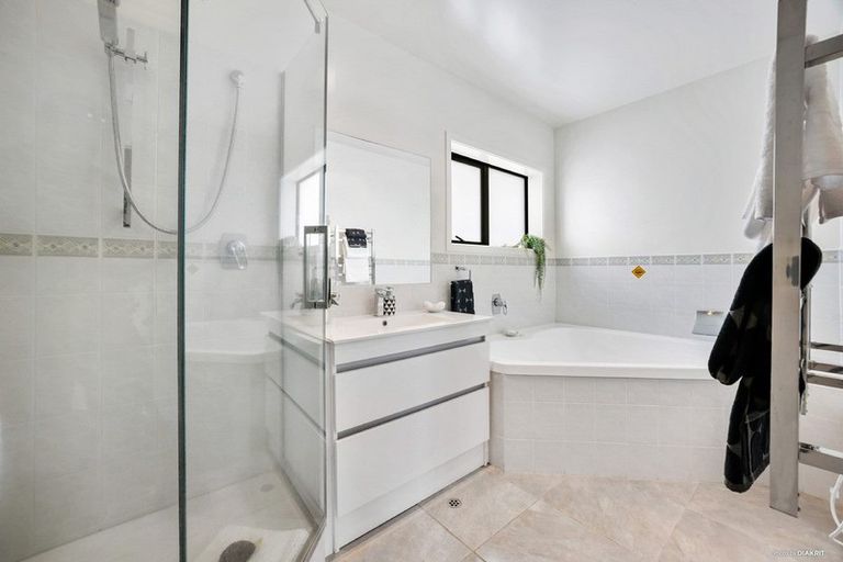 Photo of property in 248c Hibiscus Coast Highway, Orewa, 0931