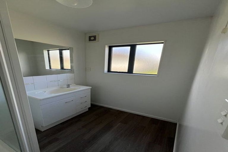 Photo of property in 29 Dix Street, Wigram, Christchurch, 8042