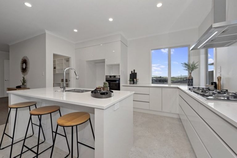 Photo of property in 10 Rose Berry Crescent, Flagstaff, Hamilton, 3210