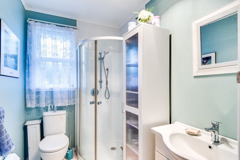 Photo of property in 1/202 Grove Road, Mayfair, Hastings, 4122