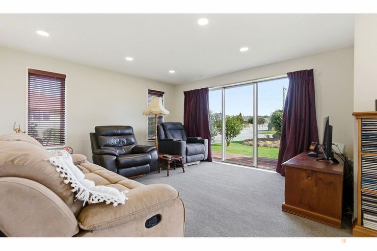 Photo of property in 11 Tancred Street, Geraldine, 7930