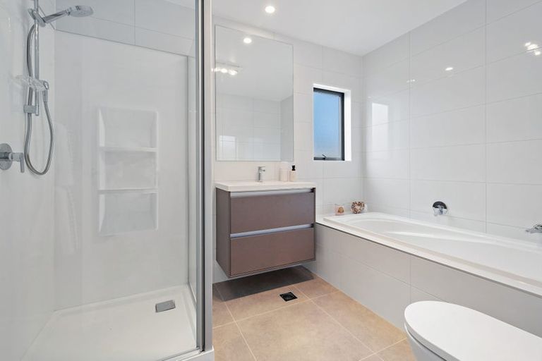 Photo of property in 6 Renga Renga Road, Flat Bush, Auckland, 2019