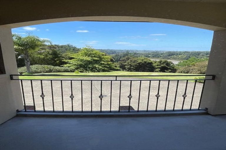 Photo of property in 249b Paremoremo Road, Lucas Heights, Auckland, 0632