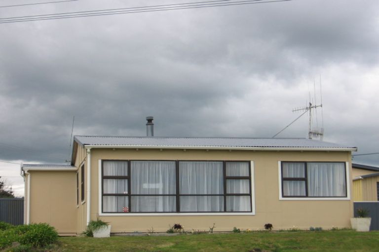 Photo of property in 9 Nash Parade, Foxton Beach, Foxton, 4815