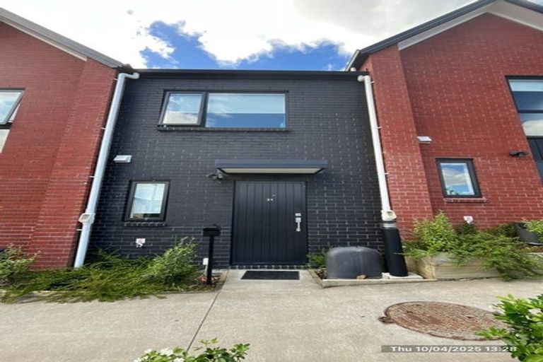 Photo of property in 31/125b Metcalfe Road, Ranui, Auckland, 0612