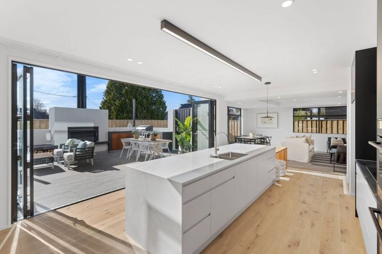 Photo of property in 6 Clifford Avenue, Merivale, Christchurch, 8014