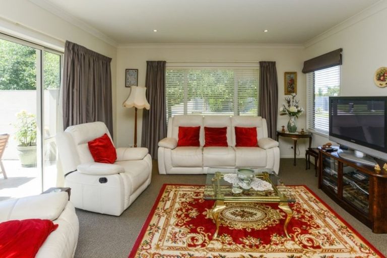 Photo of property in 10 Gavin Black Street, Meeanee, Napier, 4112