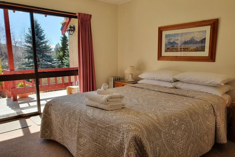 Photo of property in 1 Esther Hope Street, Lake Tekapo, 7999