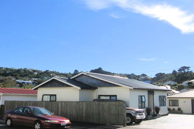 Photo of property in 26 Frankmoore Avenue, Johnsonville, Wellington, 6037