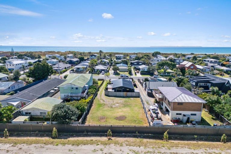 Photo of property in 94b Simpson Road, Papamoa Beach, Papamoa, 3118