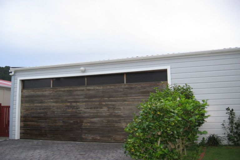 Photo of property in 10 Gore Street, Seatoun, Wellington, 6022