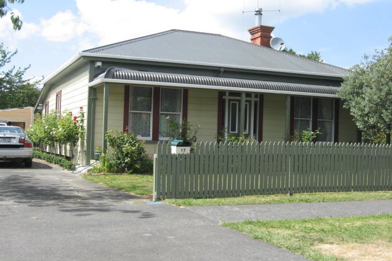 Photo of property in 17 Queen Street, Feilding, 4702