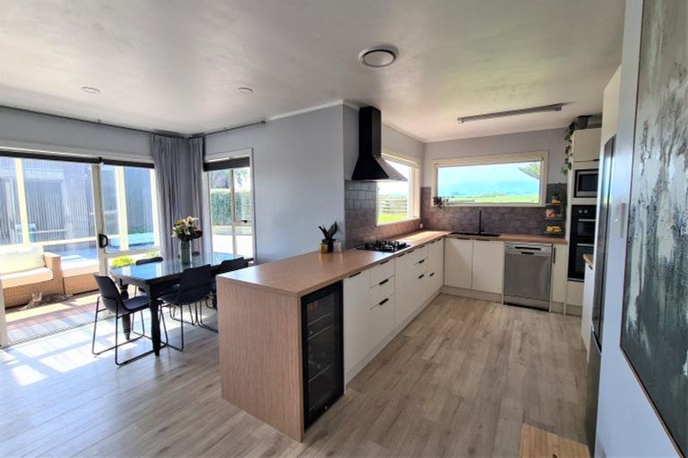 Photo of property in 3636 South Road, Opunake, 4682