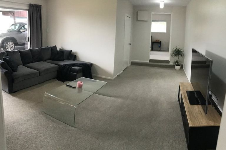 Photo of property in 127a Manuka Road, Bayview, Auckland, 0629